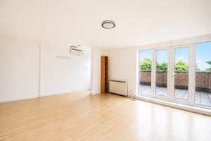 Lounge- click for photo gallery